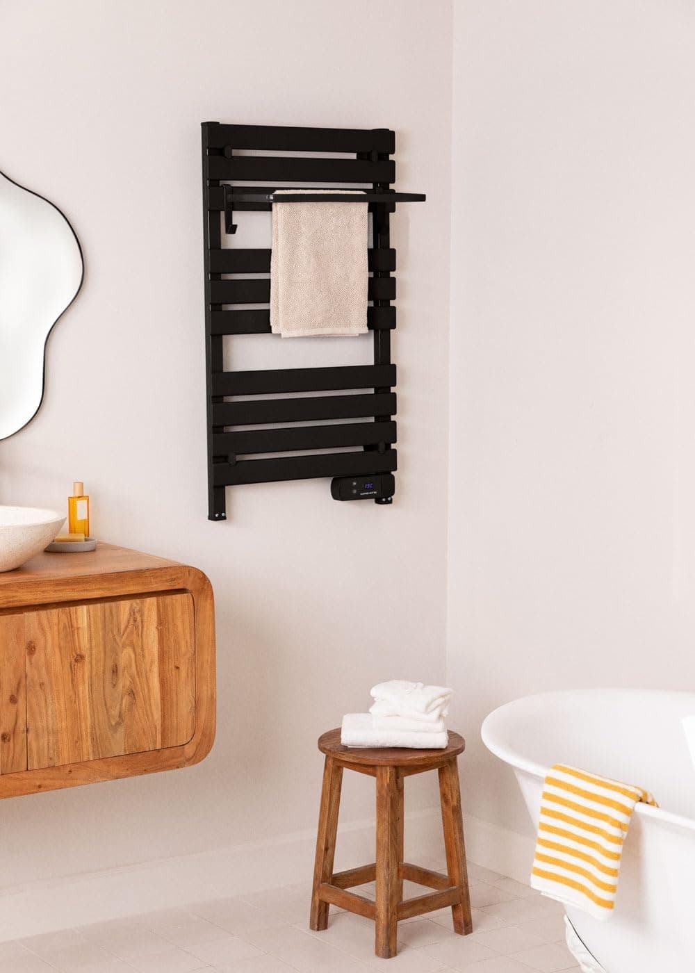 Ventilador de techo CREATE CREATE / Warm Towel 500W / Toallero eléctrico Negro con Estante / 96.9x5x55 cm/para Suelo o Pared. Temporizador. Pantalla LCD. bajo Consumo